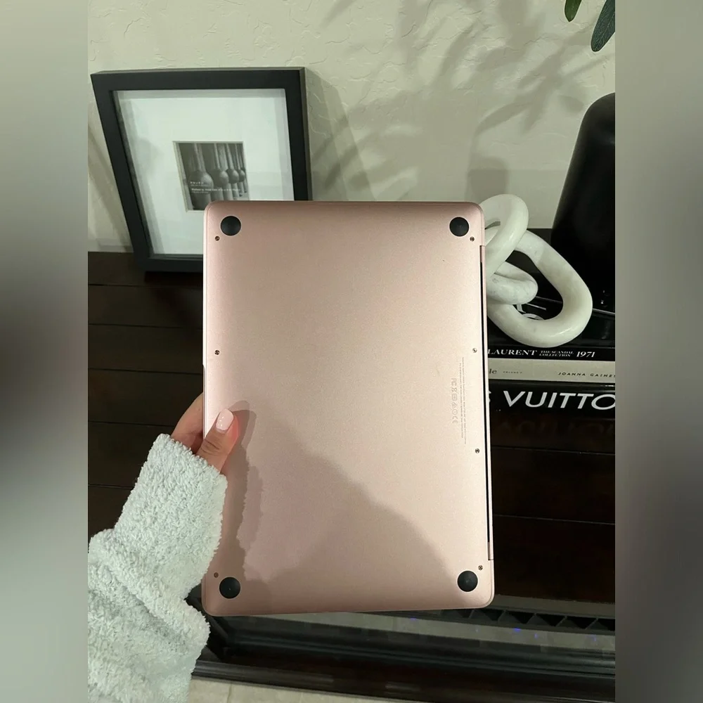 2016 ROSE GOLD MACBOOK AIR